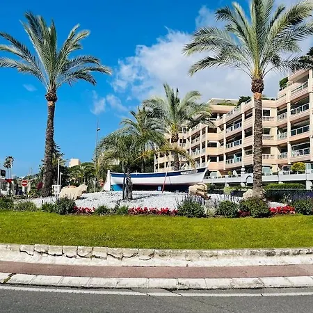 Design & Luxe En Bord De Mer A Golfe Juan - 2 - Wifi - Climatisation - Terrasse - 5 Min De Cannes Apartment *