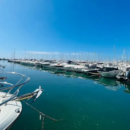 Apartment Design & Luxe En Bord De Mer A Golfe Juan - 2 - Wifi - Climatisation - Terrasse - 5 Min De Cannes *