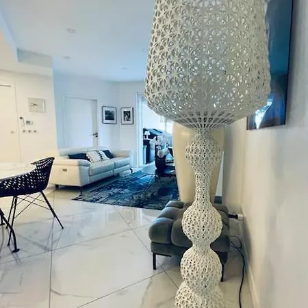Apartment Design & Luxe En Bord De Mer A Golfe Juan - 2 - Wifi - Climatisation - Terrasse - 5 Min De Cannes