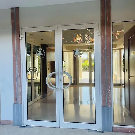 Design & Luxe En Bord De Mer A Golfe Juan - 2 - Wifi - Climatisation - Terrasse - 5 Min De Cannes * Vallauris